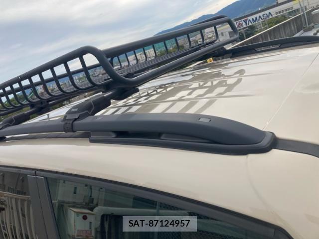 Jeep RENEGADE 2016-10 8880211-3
