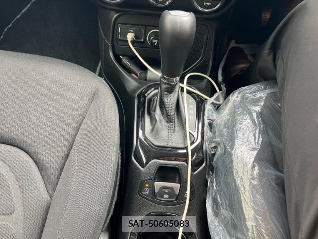 Jeep RENEGADE 2016-09 8880212-22
