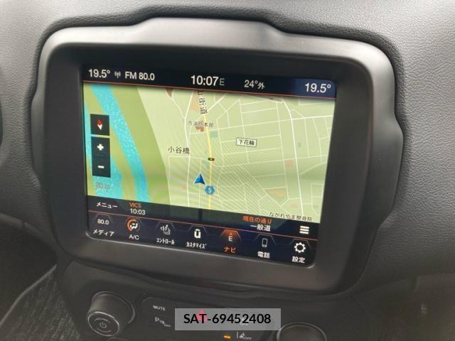 Jeep RENEGADE 2022-04 8880210-12