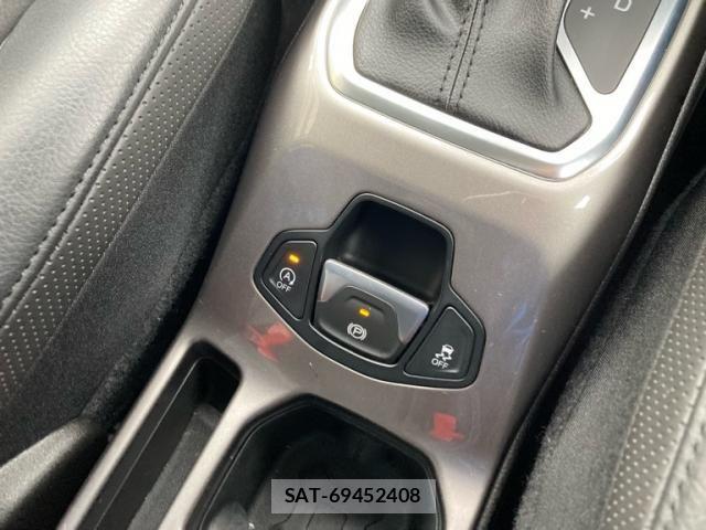 Jeep RENEGADE 2022-04 8880210-15