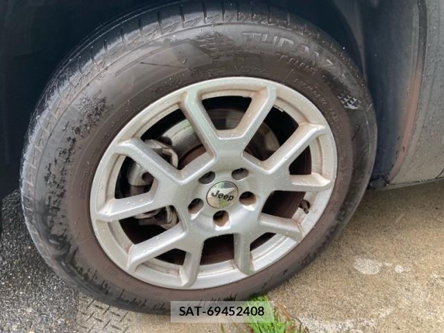 Jeep RENEGADE 2022-04 8880210-5