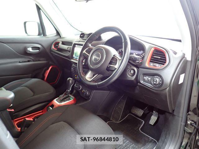 Jeep RENEGADE 2019-01 1354531-1