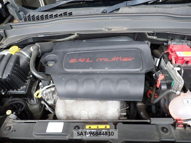 Jeep RENEGADE 2019-01 1354531-24