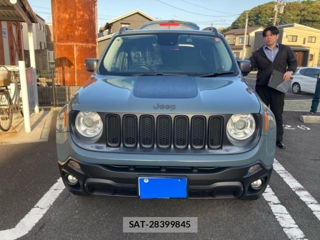 Jeep RENEGADE 2016-07 6304669-1