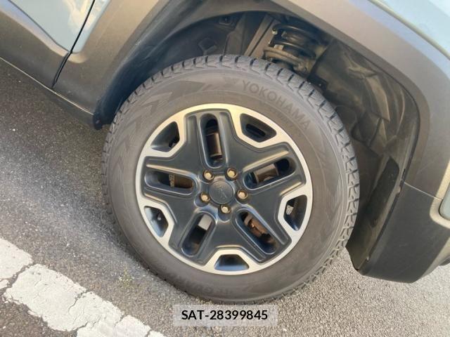 Jeep RENEGADE 2016-07 6304669-19