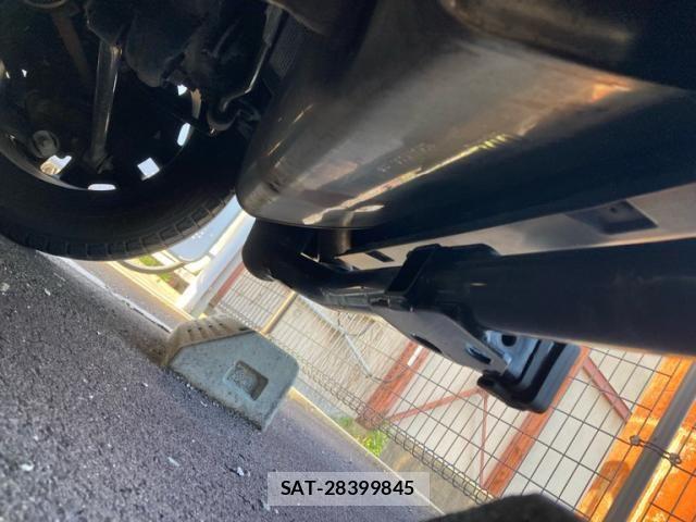 Jeep RENEGADE 2016-07 6304669-23