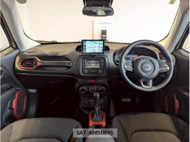 Jeep RENEGADE 2017-09 6612461-2