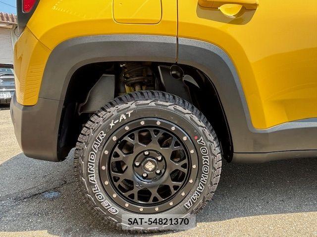 Jeep RENEGADE 2017-04 6676436-13