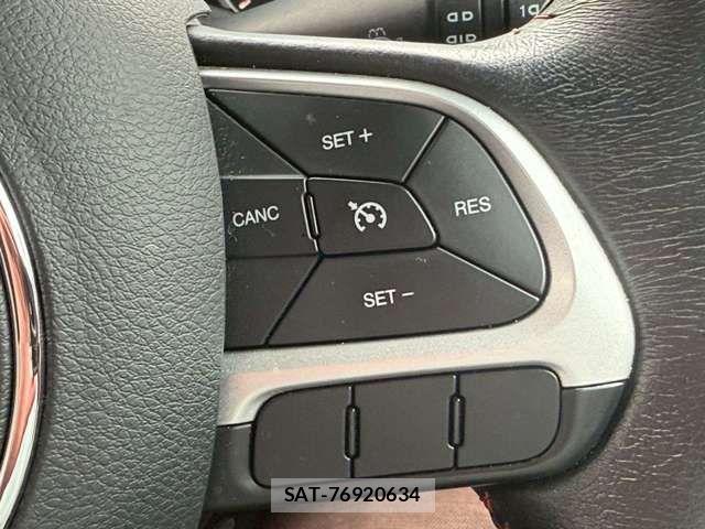 Jeep RENEGADE 2017-03 6691068-7