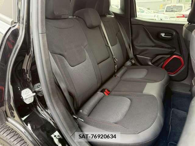 Jeep RENEGADE 2017-03 6691068-9
