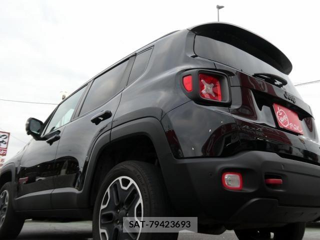 Jeep RENEGADE 2016-04 7220063-16