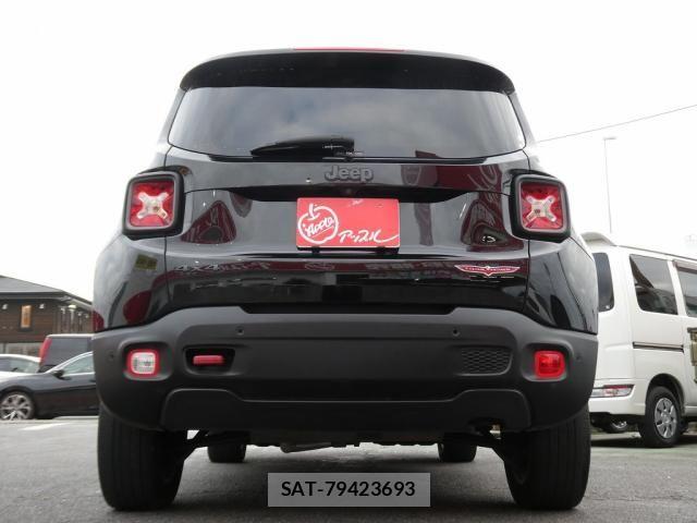 Jeep RENEGADE 2016-04 7220063-2