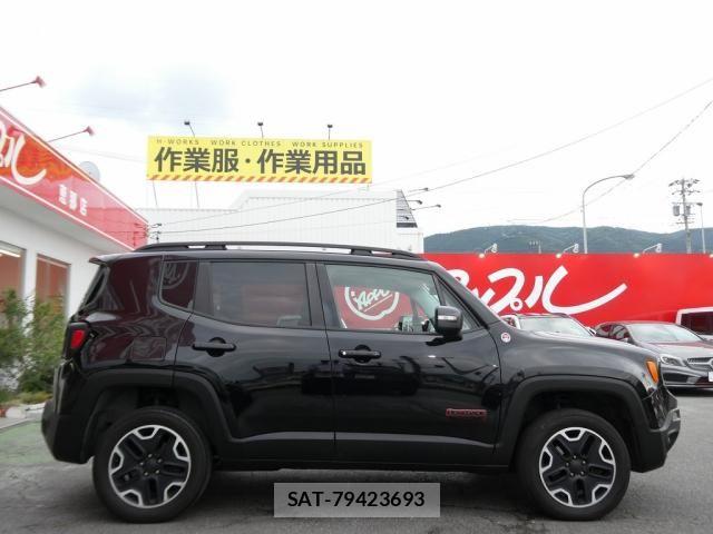 Jeep RENEGADE 2016-04 7220063-3