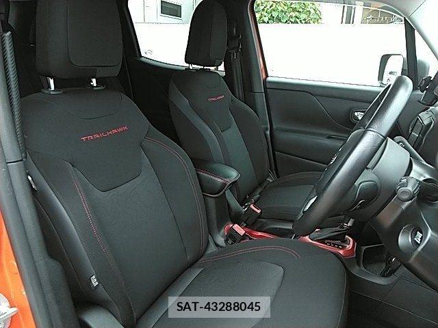 Jeep RENEGADE 2017-09 7358206-9
