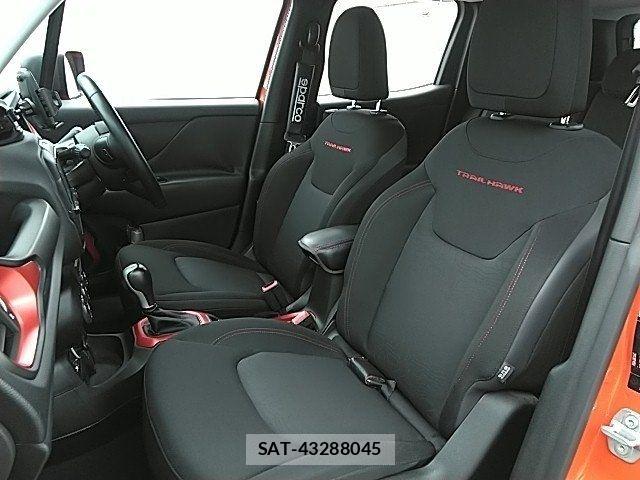 Jeep RENEGADE 2017-09 7358206-10