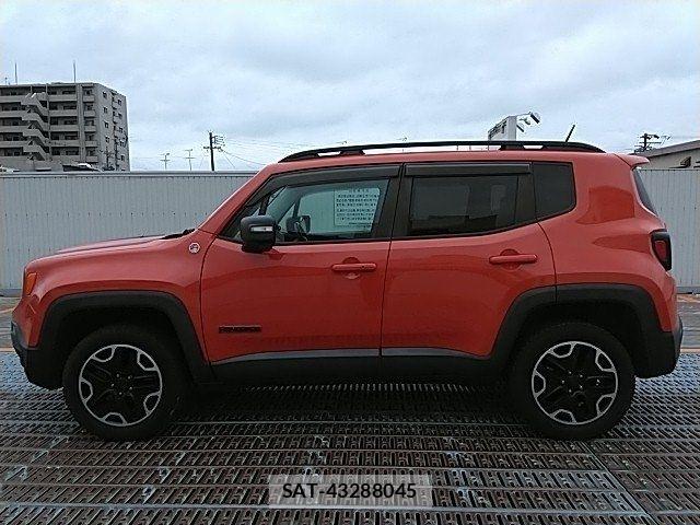 Jeep RENEGADE 2017-09 7358206-15
