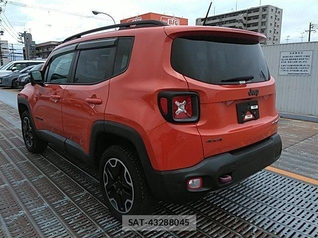 Jeep RENEGADE 2017-09 7358206-17