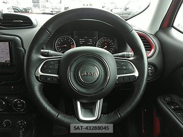 Jeep RENEGADE 2017-09 7358206-7