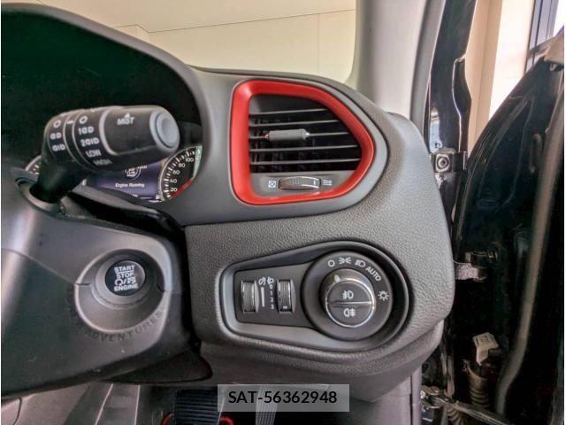 Jeep RENEGADE 2017-07 8130704-19
