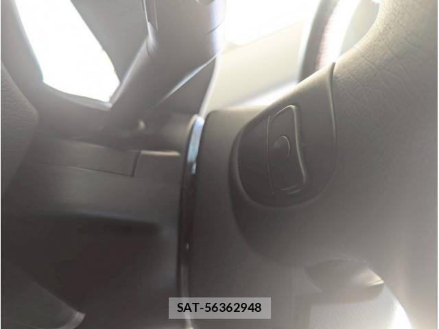 Jeep RENEGADE 2017-07 8130704-24