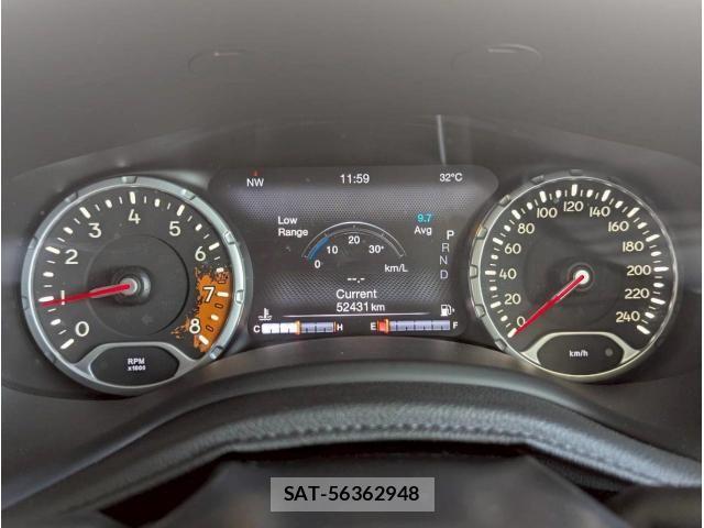 Jeep RENEGADE 2017-07 8130704-26