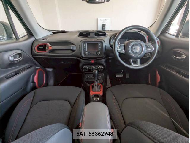 Jeep RENEGADE 2017-07 8130704-2