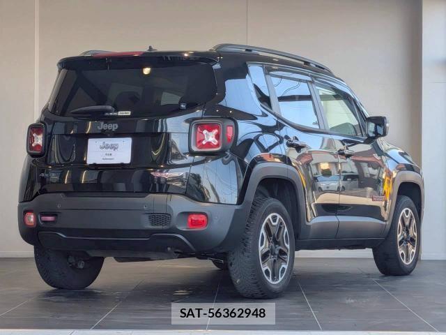 Jeep RENEGADE 2017-07 8130704-6