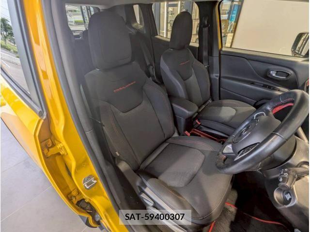 Jeep RENEGADE 2018-07 8130703-13