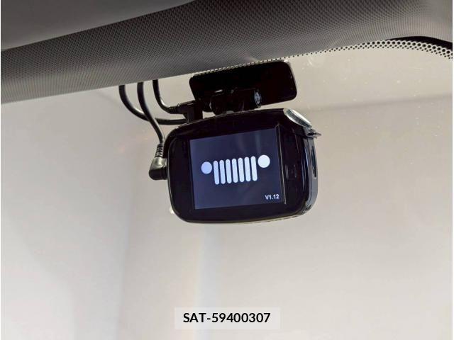 Jeep RENEGADE 2018-07 8130703-28