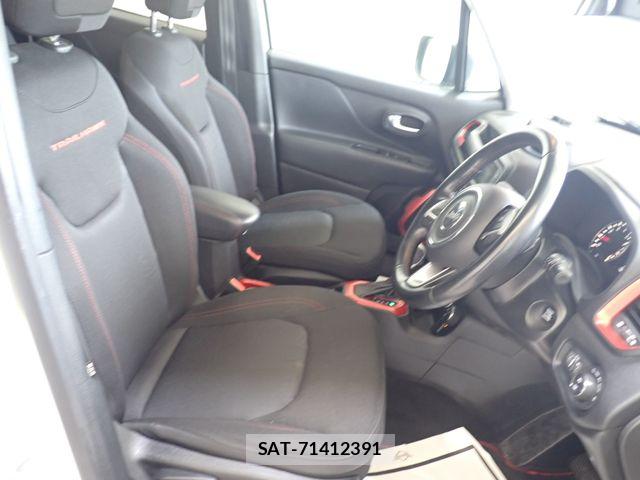 Jeep RENEGADE 2017-10 8158617-20
