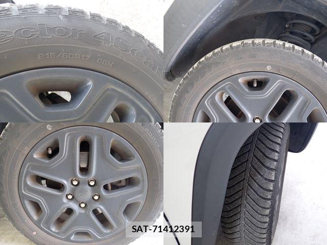 Jeep RENEGADE 2017-10 8158617-25