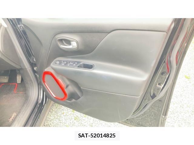 Jeep RENEGADE 2019-07 8230443-9