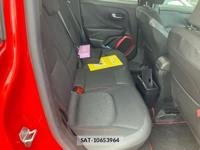 Jeep RENEGADE 2015-10 8562238-12