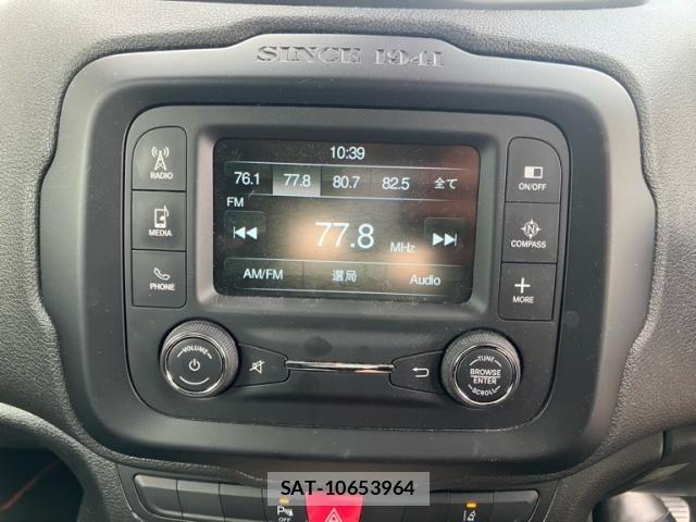 Jeep RENEGADE 2015-10 8562238-17