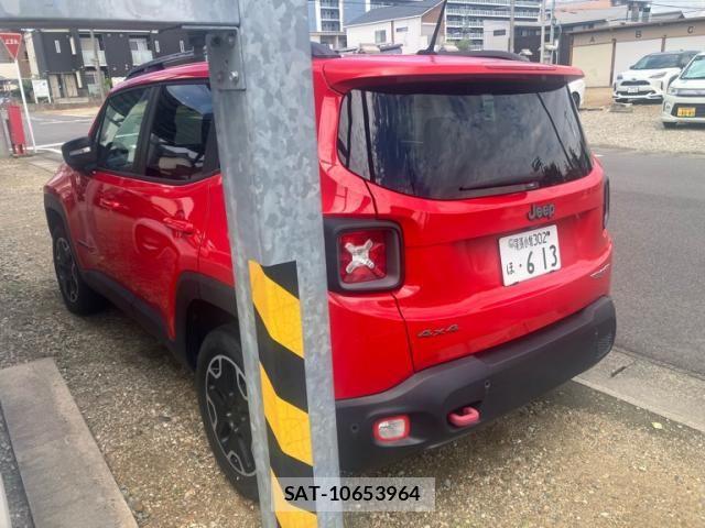Jeep RENEGADE 2015-10 8562238-3