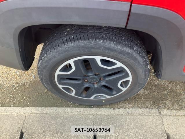 Jeep RENEGADE 2015-10 8562238-7