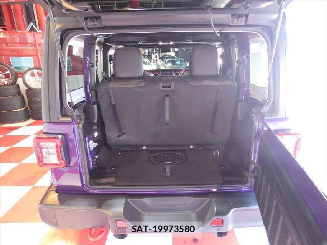 Jeep WRANGLER 2023-06 820421-15