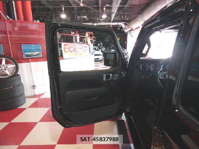 Jeep WRANGLER 2022-02 923398-10