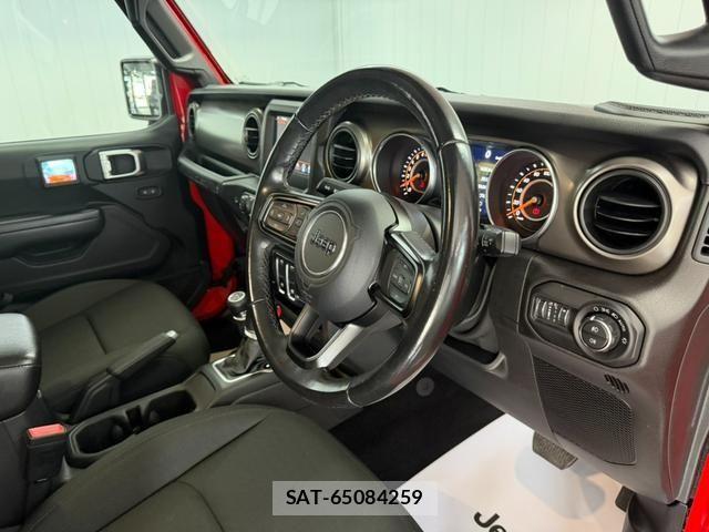 Jeep WRANGLER 2019-06 7392462-1
