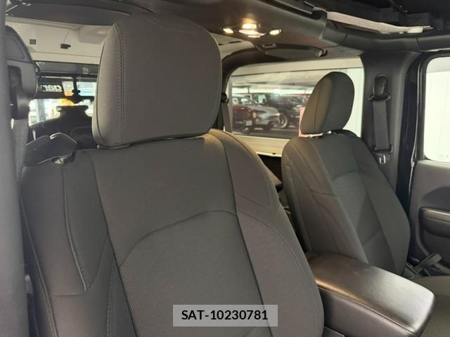 Jeep WRANGLER 2019-11 7392461-3