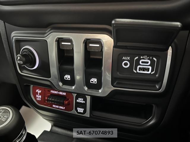 Jeep WRANGLER 2021-07 7724407-8