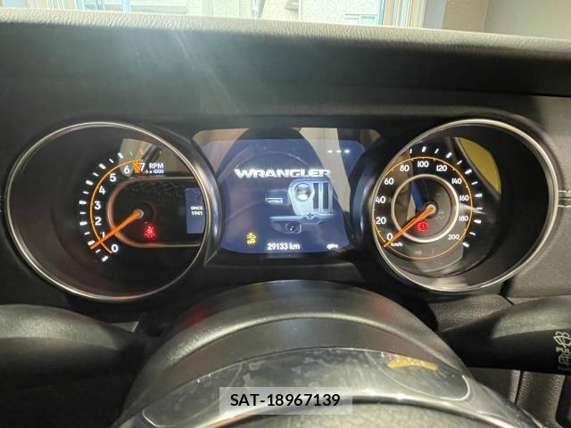 Jeep WRANGLER 2021-08 8130711-24