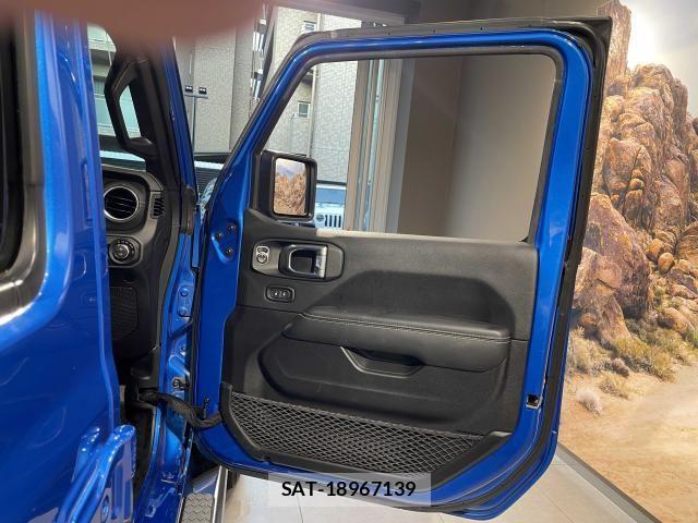 Jeep WRANGLER 2021-08 8130711-8