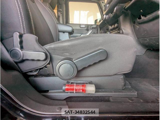 Jeep WRANGLER 2017-03 8130712-13