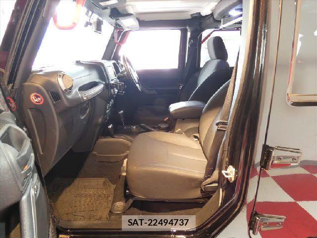 Jeep WRANGLER 2016-05 820423-15