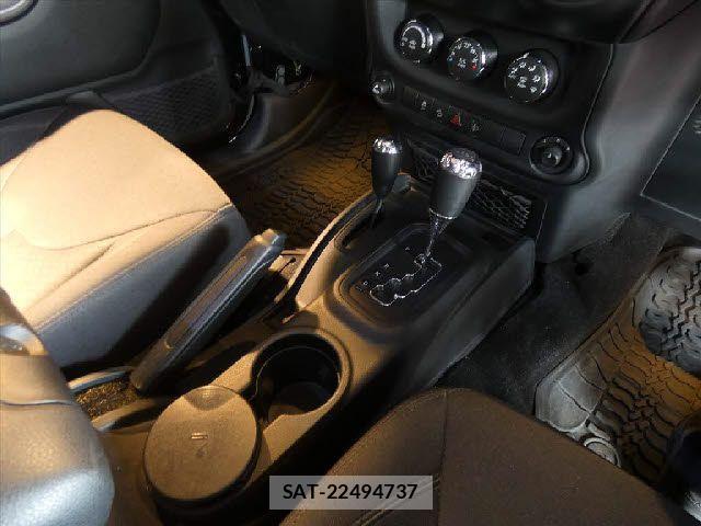Jeep WRANGLER 2016-05 820423-25