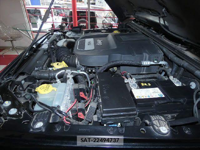 Jeep WRANGLER 2016-05 820423-28
