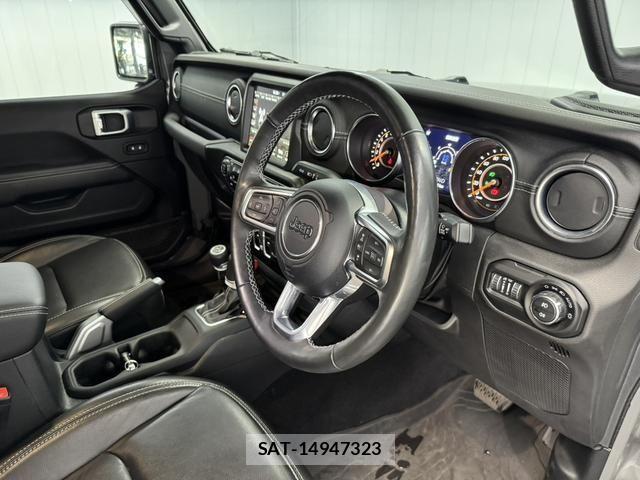 Jeep WRANGLER 2022-07 883429-1
