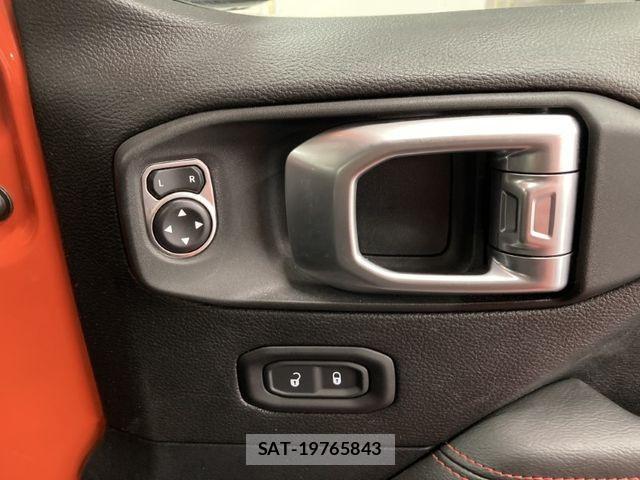 Jeep WRANGLER 2020-08 988226-13