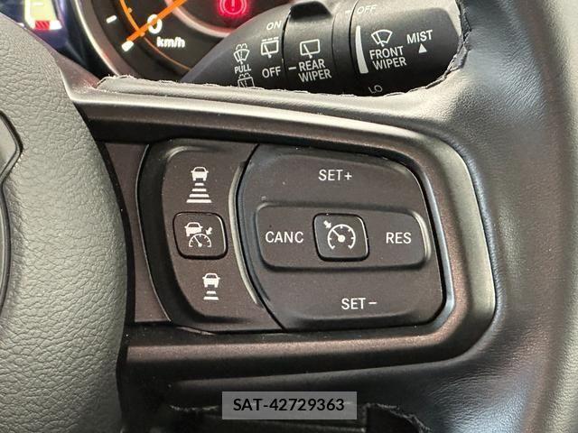 Jeep WRANGLER 2021-04 1040791-6